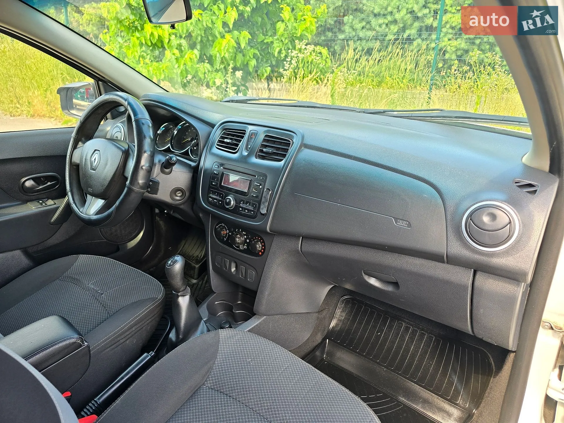 2013 Renault Logan - мініатюра 42