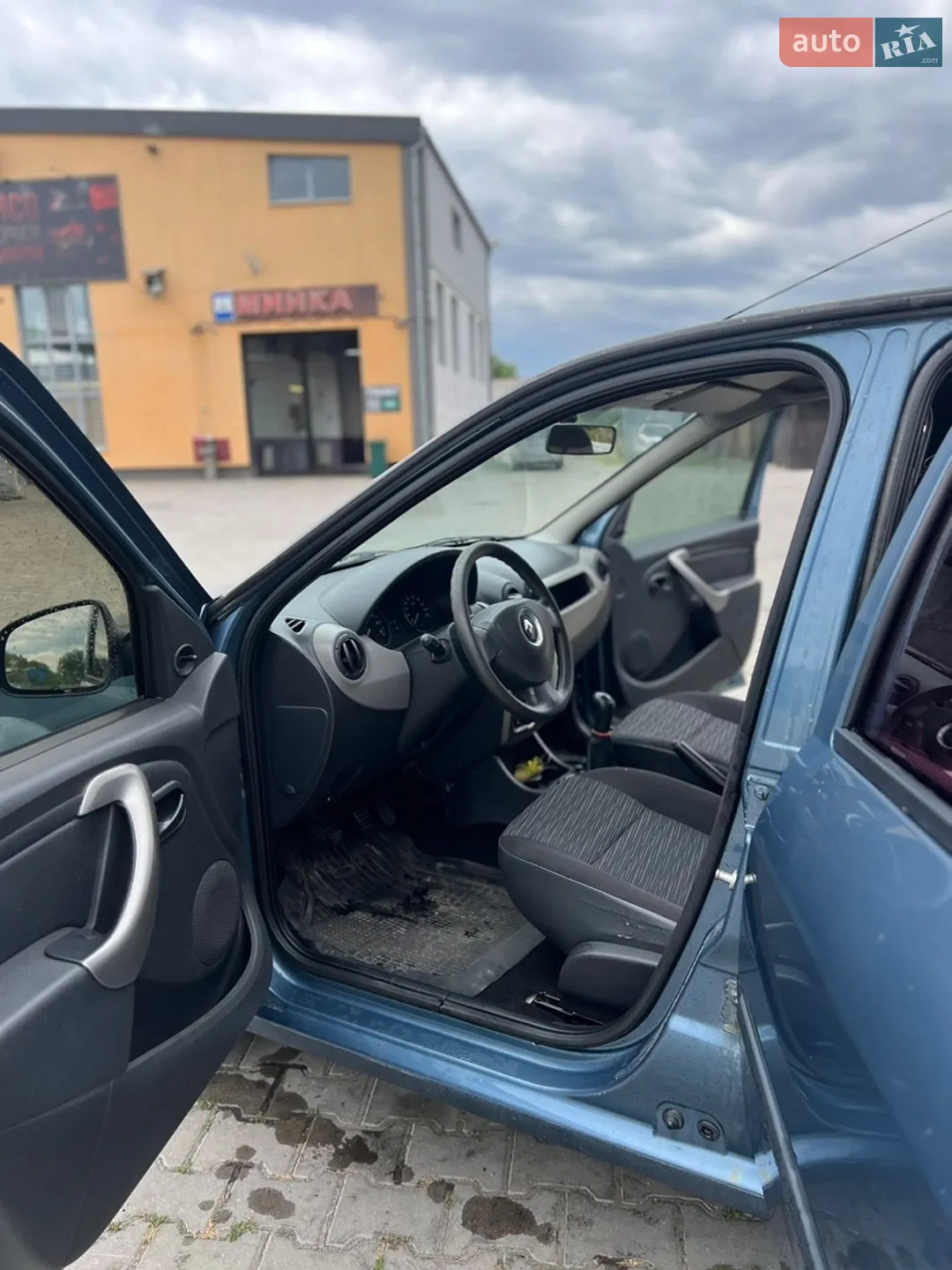 2011 Renault Logan - мініатюра 18