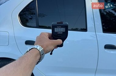 Седан Renault Logan 2016 в Умані