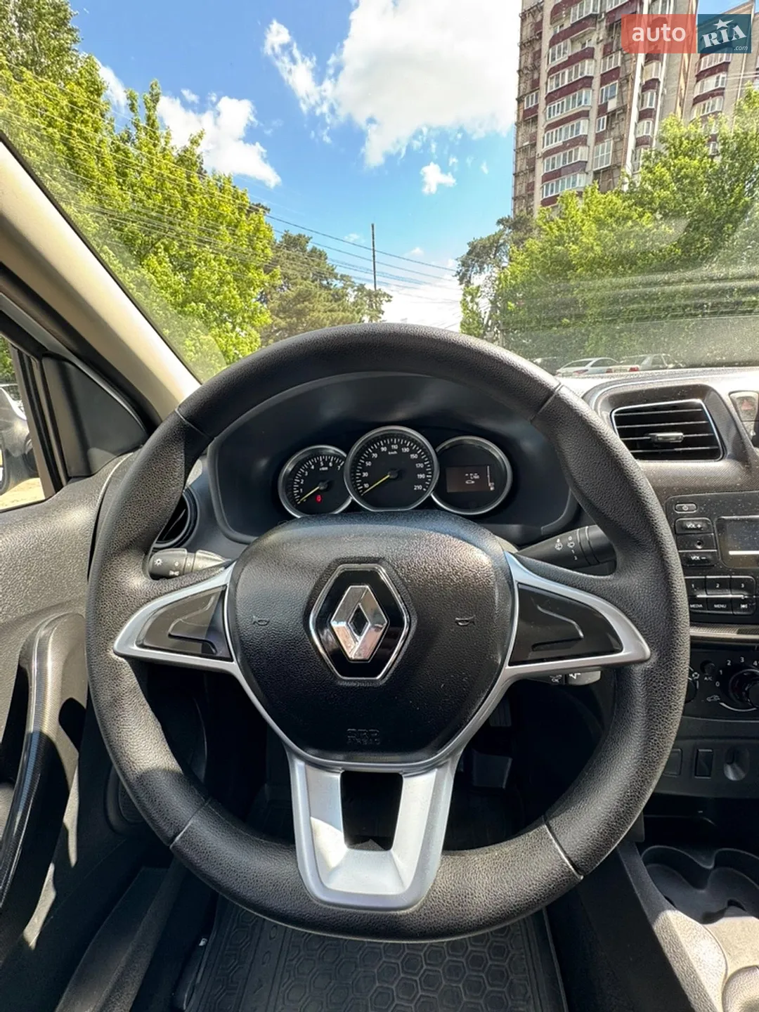 2021 Renault Logan - мініатюра 14