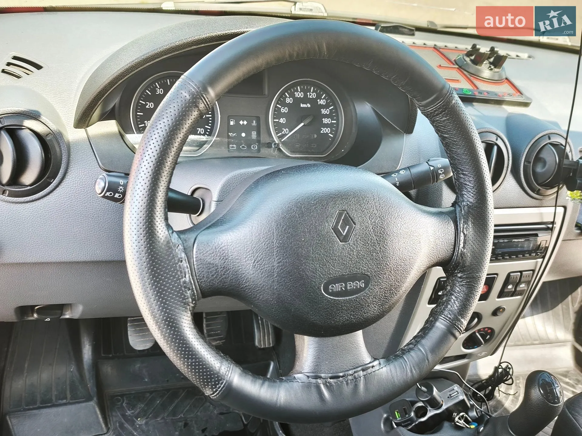 2012 Renault Logan - мініатюра 14