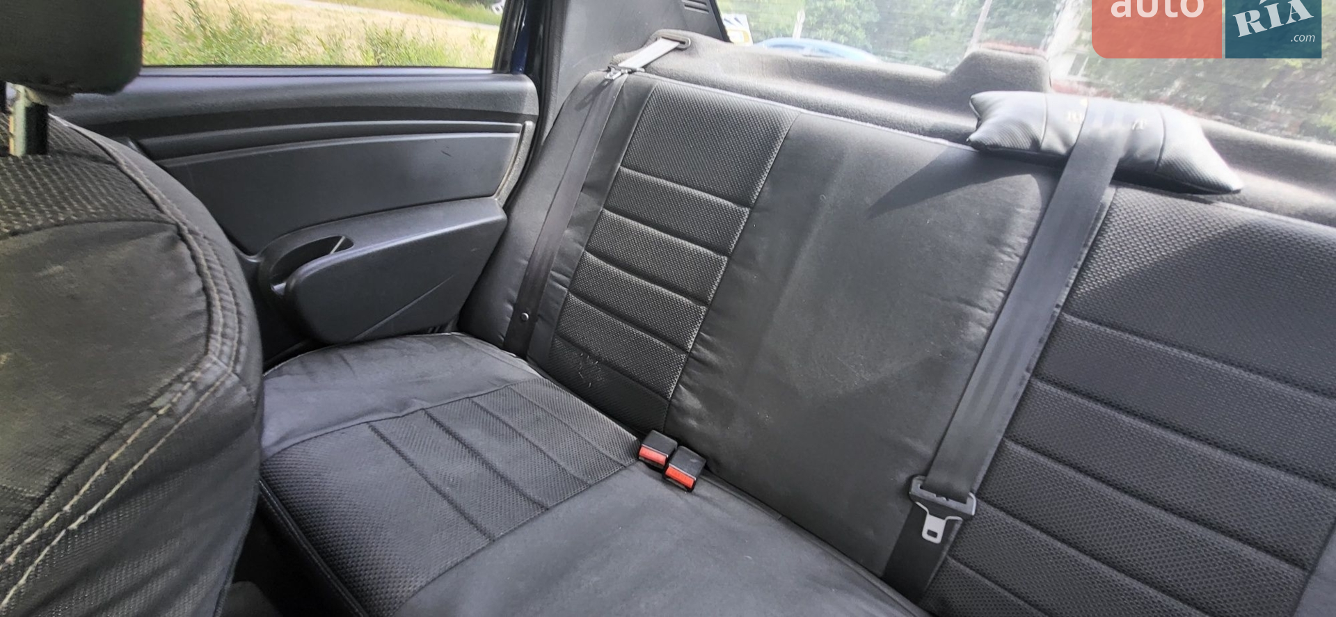 2010 Renault Logan - мініатюра 9