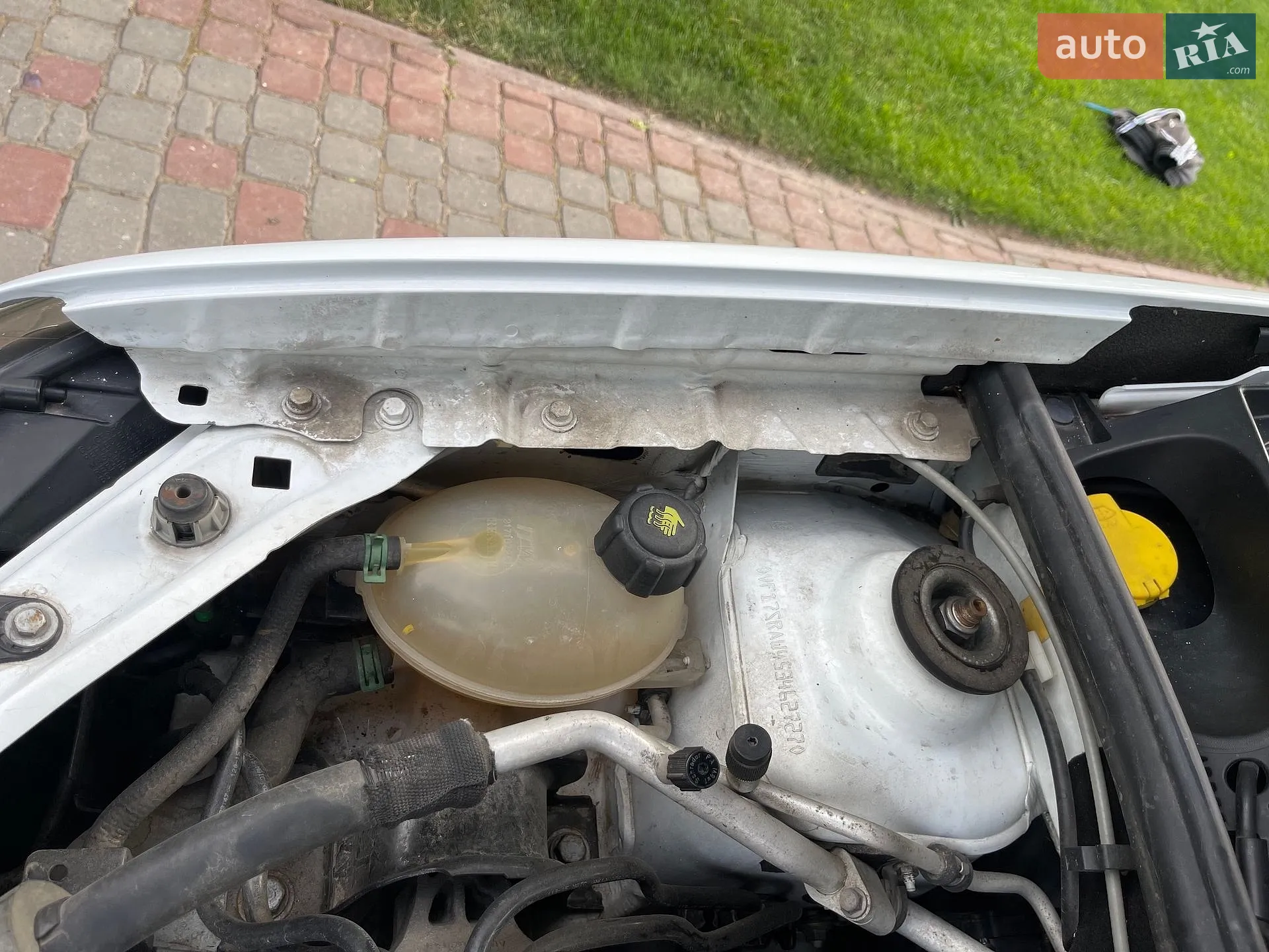 2015 Renault Logan - мініатюра 35