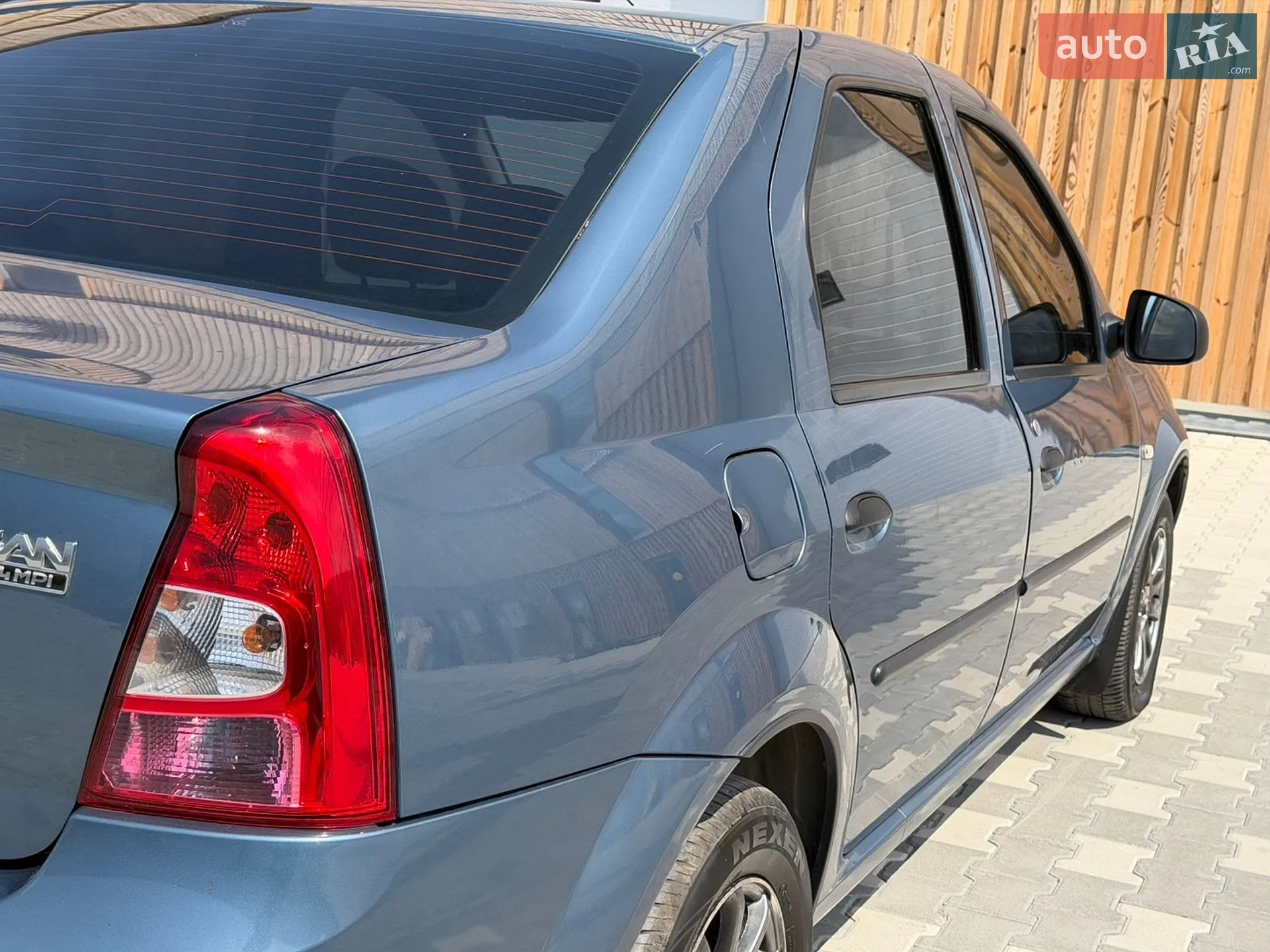 2011 Renault Logan - мініатюра 11