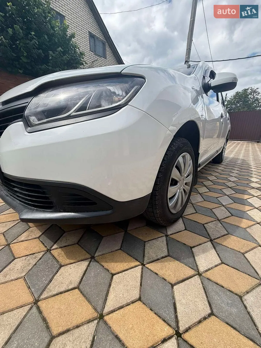2018 Renault Logan - мініатюра 5