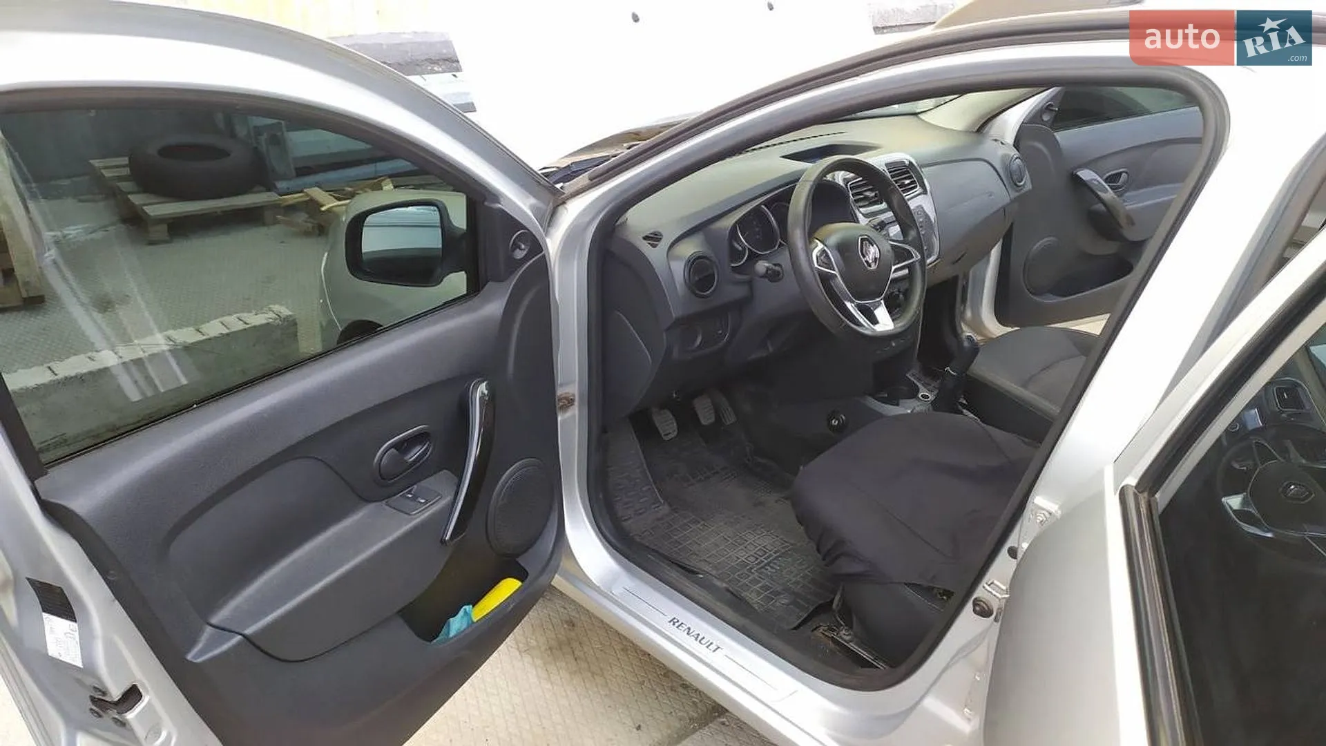 2016 Renault Logan - мініатюра 9