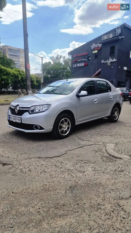 2014 Renault Logan - мініатюра 15