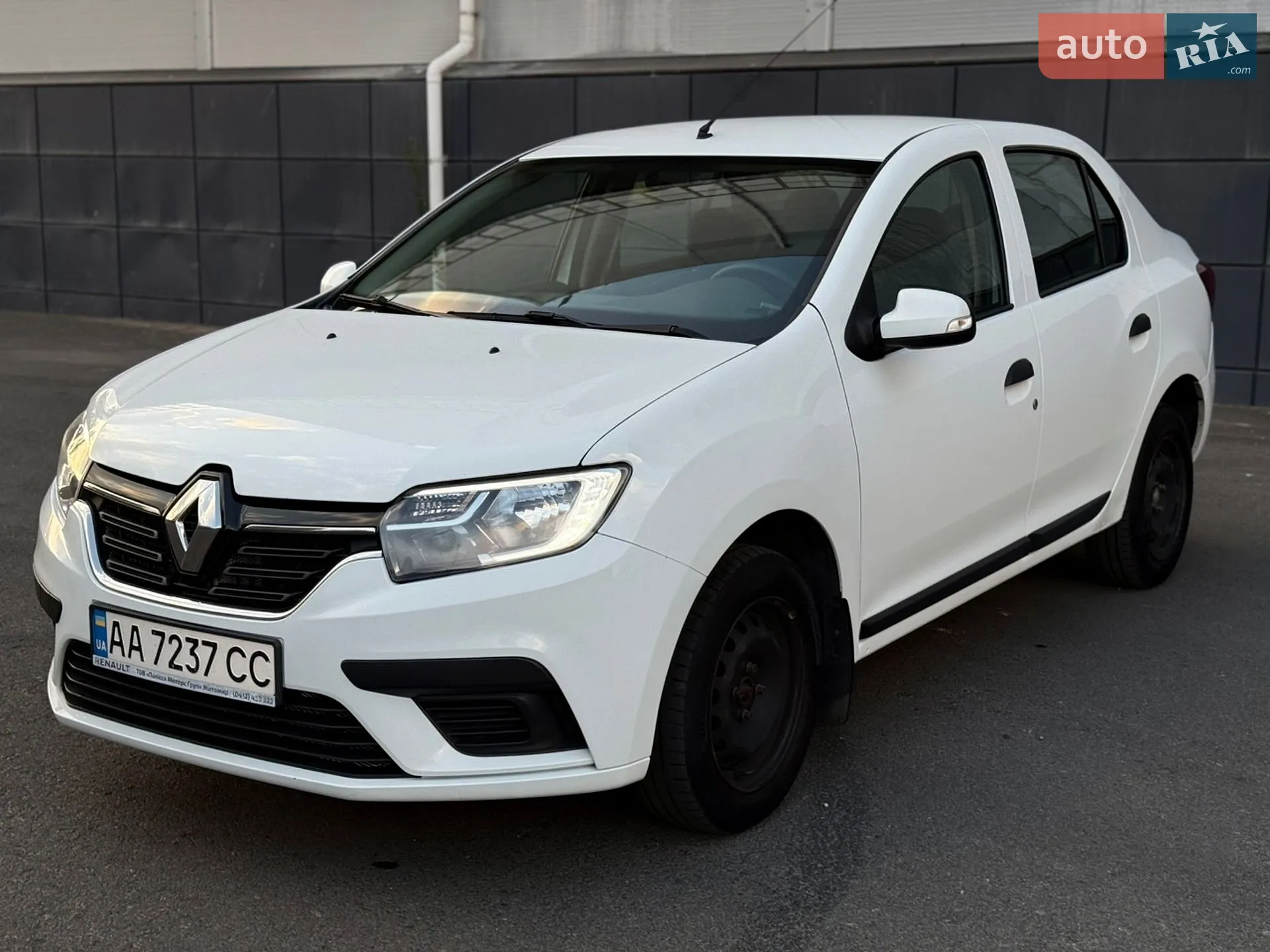 2019 Renault Logan - мініатюра 2