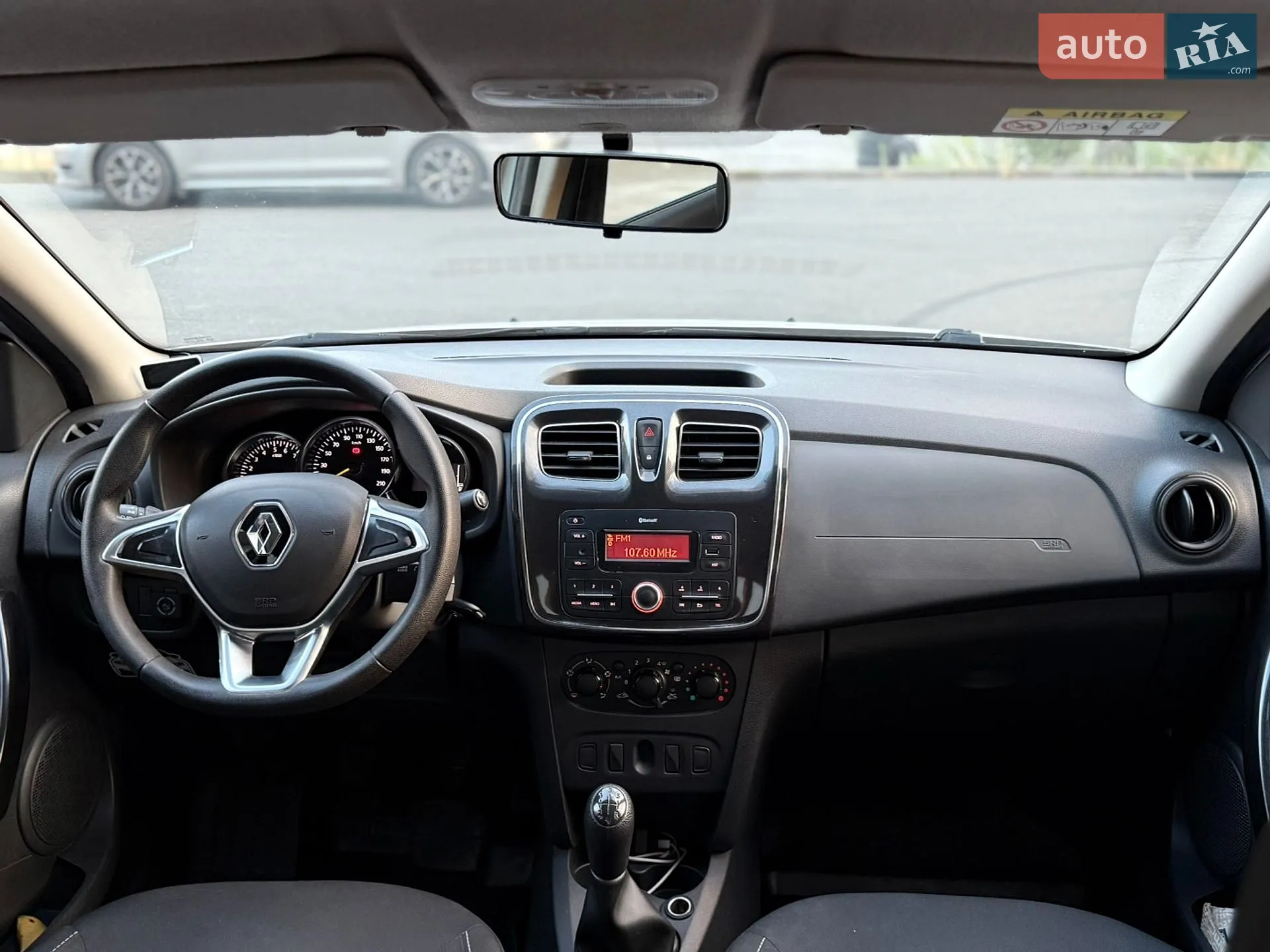 2019 Renault Logan - мініатюра 16