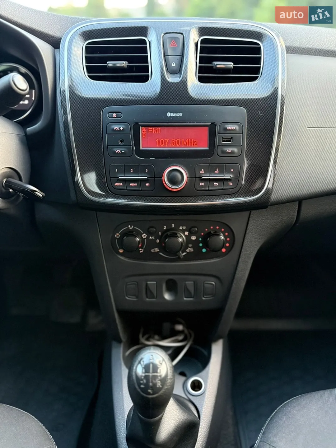 2019 Renault Logan - мініатюра 20
