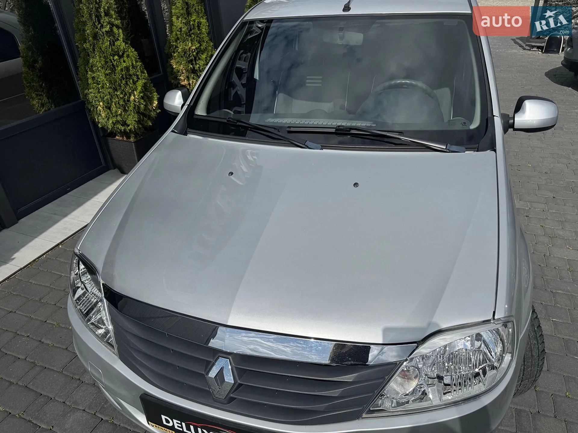 2011 Renault Logan - мініатюра 13
