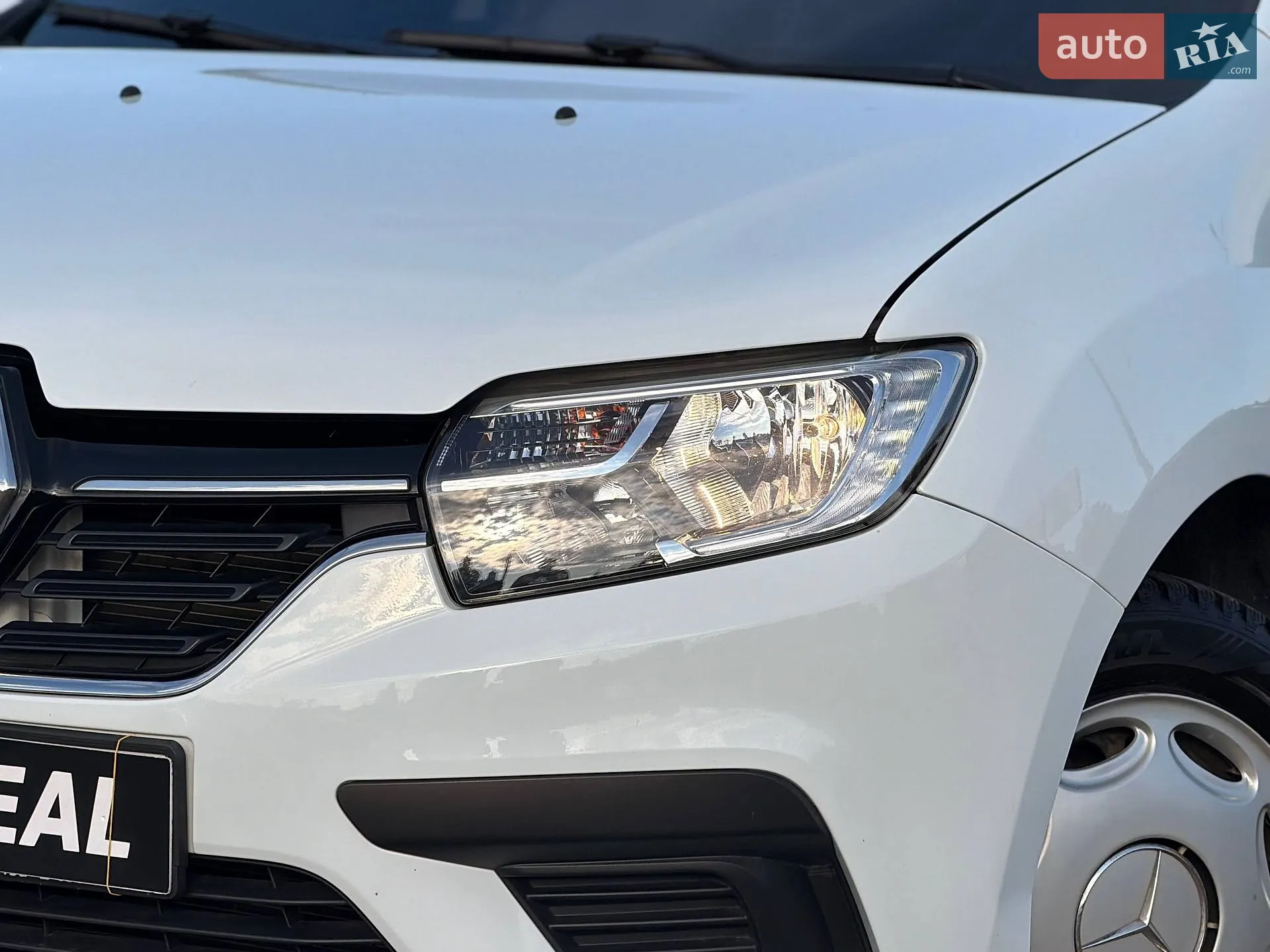 2020 Renault Logan - мініатюра 5