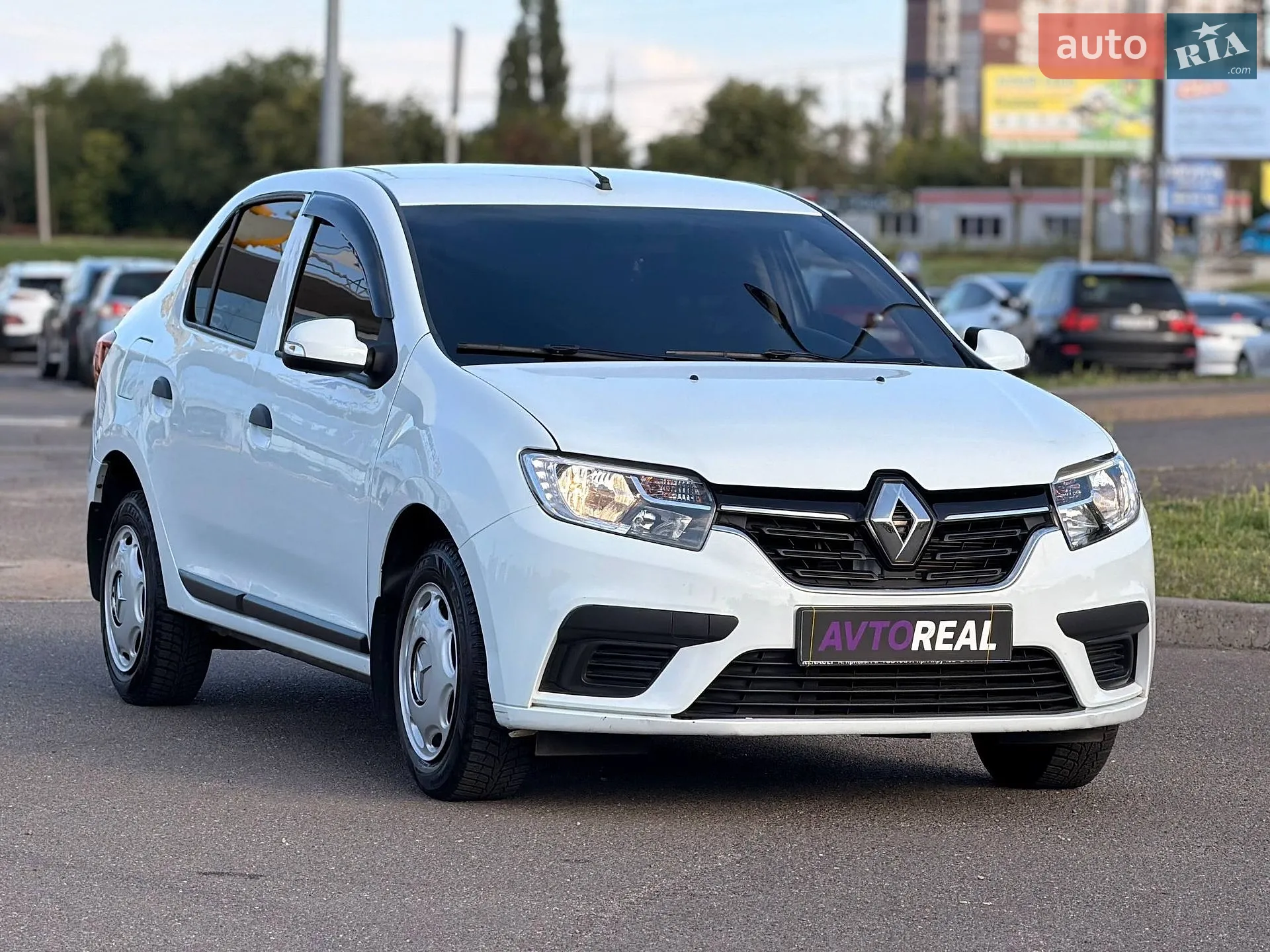 2020 Renault Logan - мініатюра 10