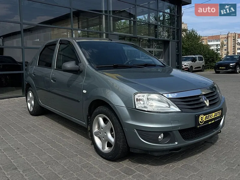 Renault Logan 2011