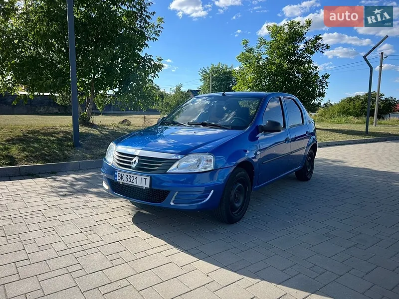 Renault Logan 2010