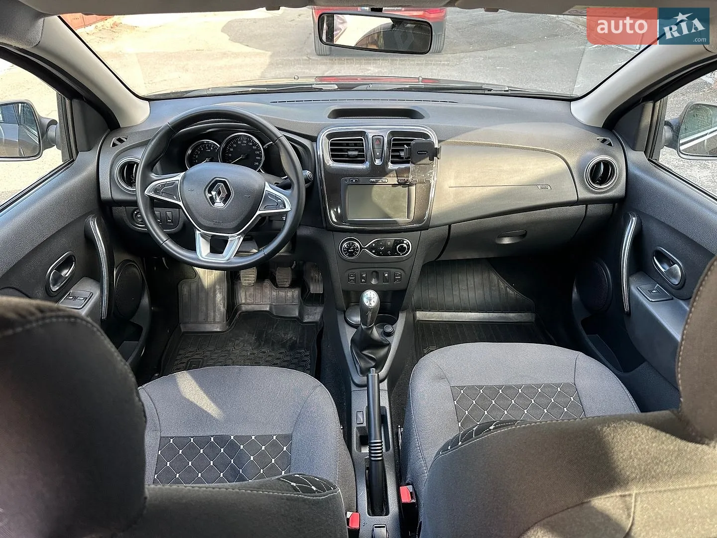 2019 Renault Logan - мініатюра 7