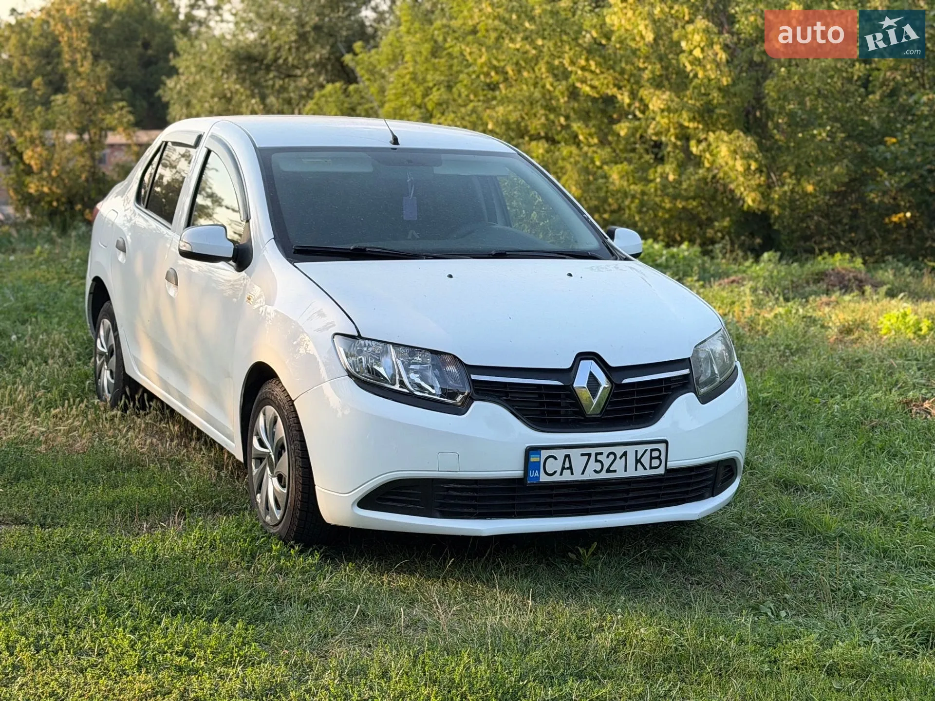 2013 Renault Logan - мініатюра 2