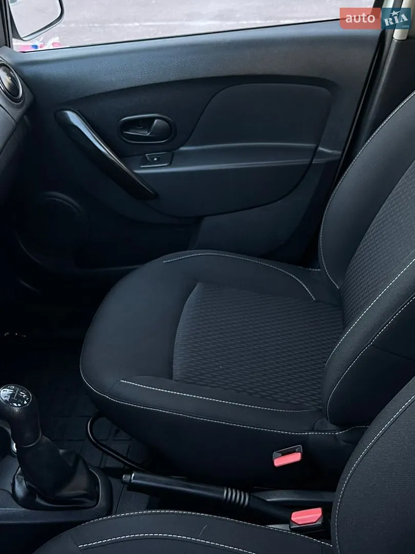 2019 Renault Logan - мініатюра 11