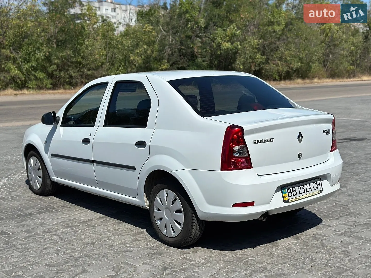2012 Renault Logan - мініатюра 2