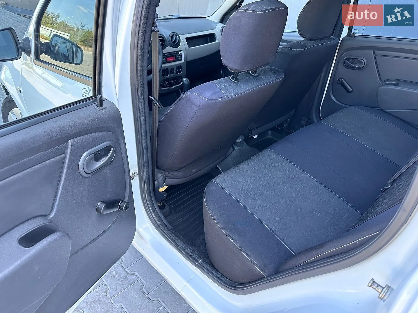 2012 Renault Logan - мініатюра 8