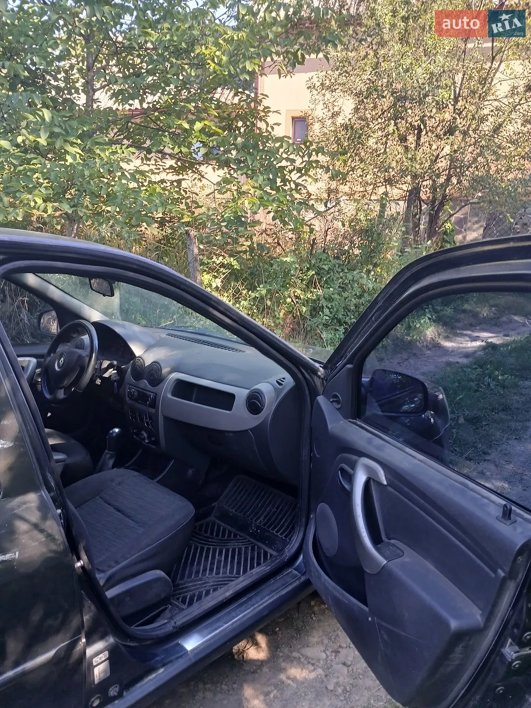 2011 Renault Logan - мініатюра 8