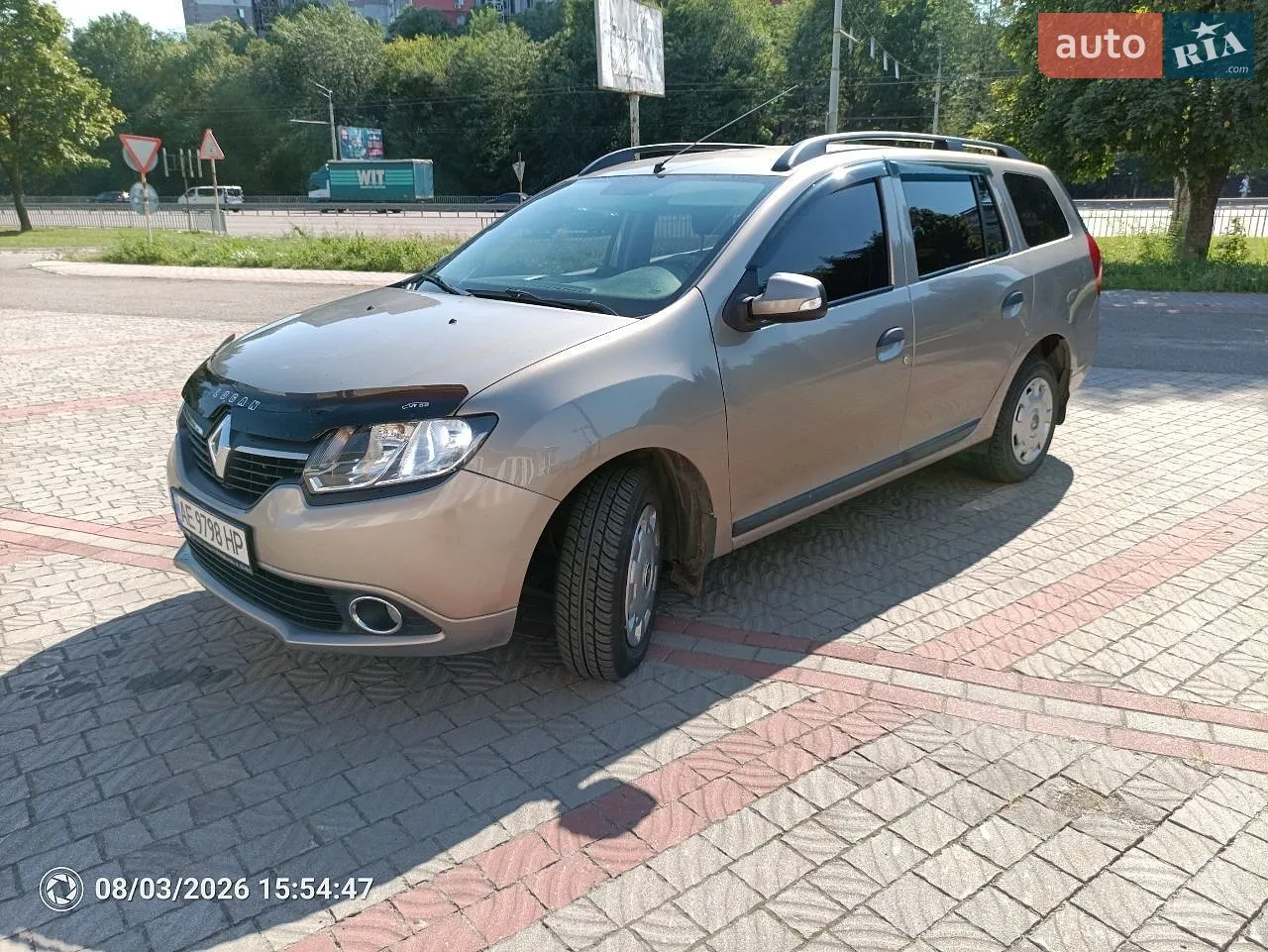 2015 Renault Logan - мініатюра 3