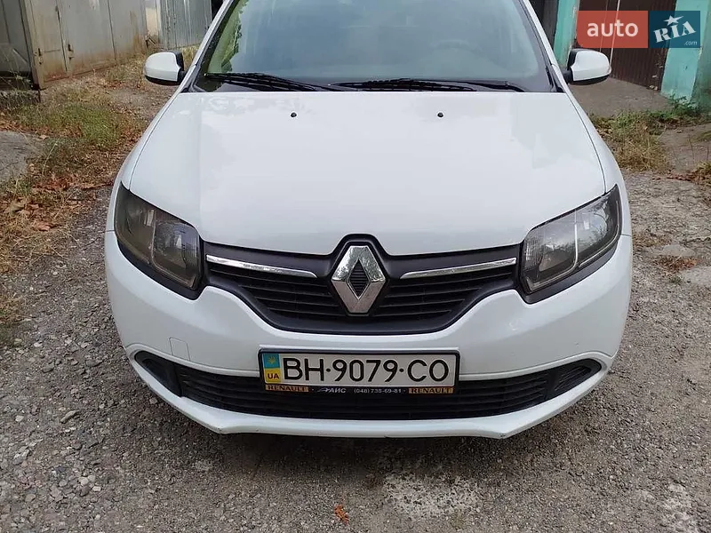Renault Logan 2013