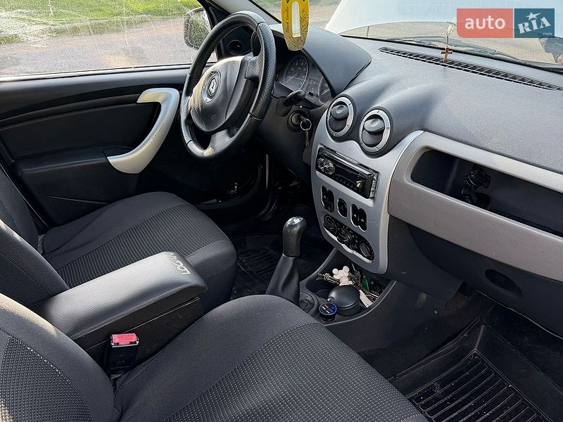 Седан Renault Logan 2012 в Кропивницком