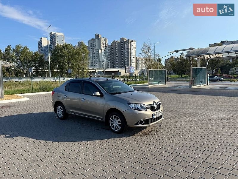 Renault Logan 2013