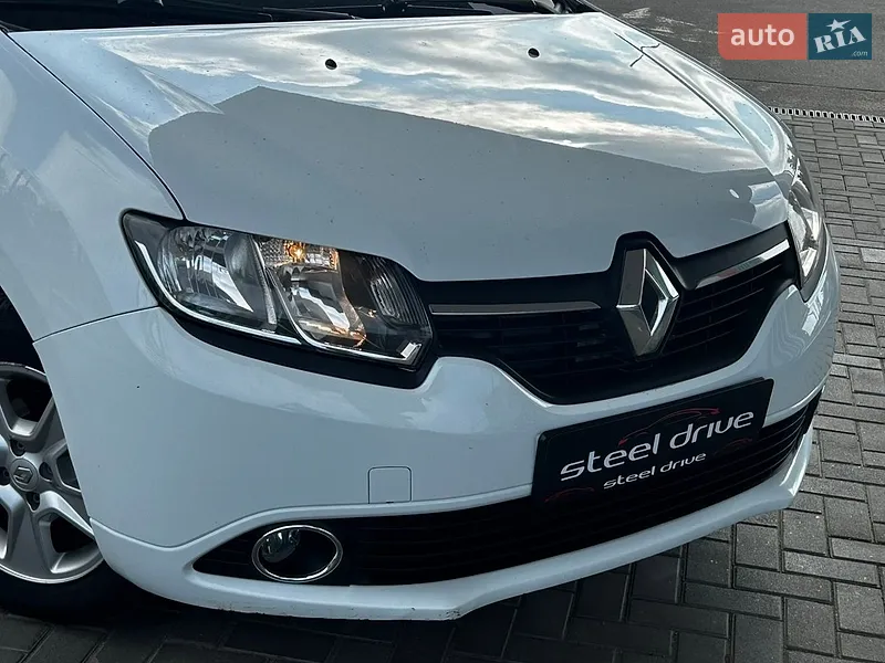 Renault Logan 2013