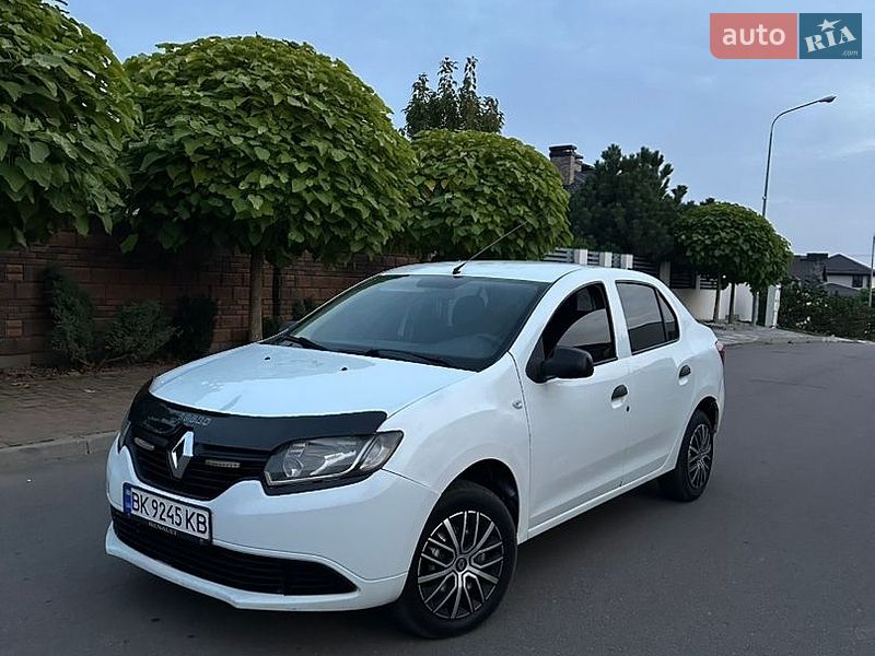 Седан Renault Logan 2014 в Ровно