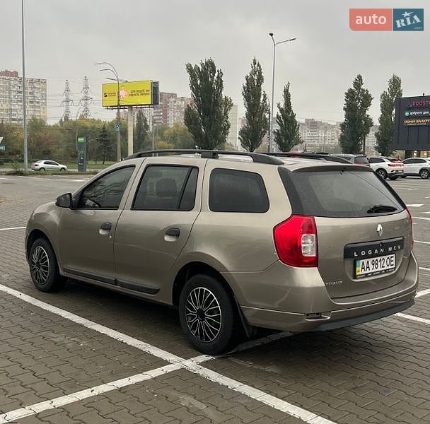 Универсал Renault Logan 2016 в Киеве