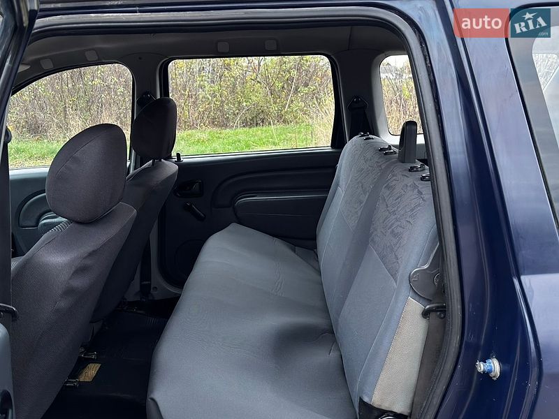 Универсал Renault Logan 2010 в Житомире