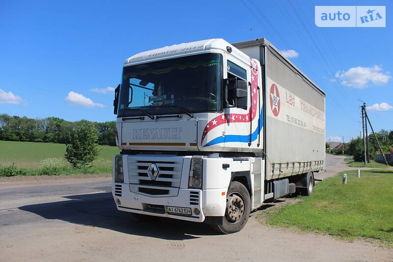 Renault Magnum