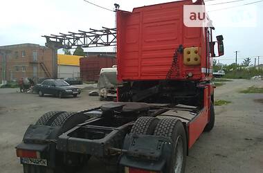 Тягач Renault Magnum 2002 в 