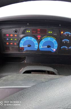 Зерновоз Renault Magnum 2004 в 