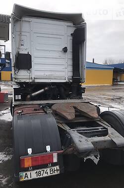 Тягач Renault Magnum 2000 в 