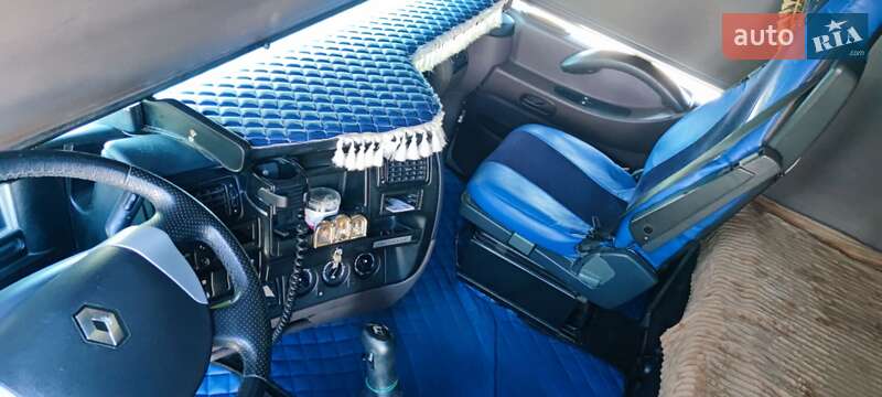 Контейнеровоз Renault Magnum 2007 в Кривом Озере