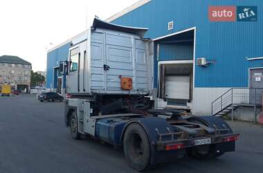 Тягач Renault Magnum 2002 в 
