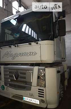 Тягач Renault Magnum 2007 в 