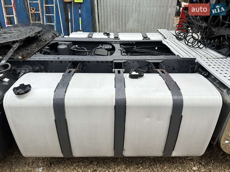 Тягач Renault Magnum 2008 в Тернополі фото 17 Тягач Renault Magnum 2008 в Тернополі