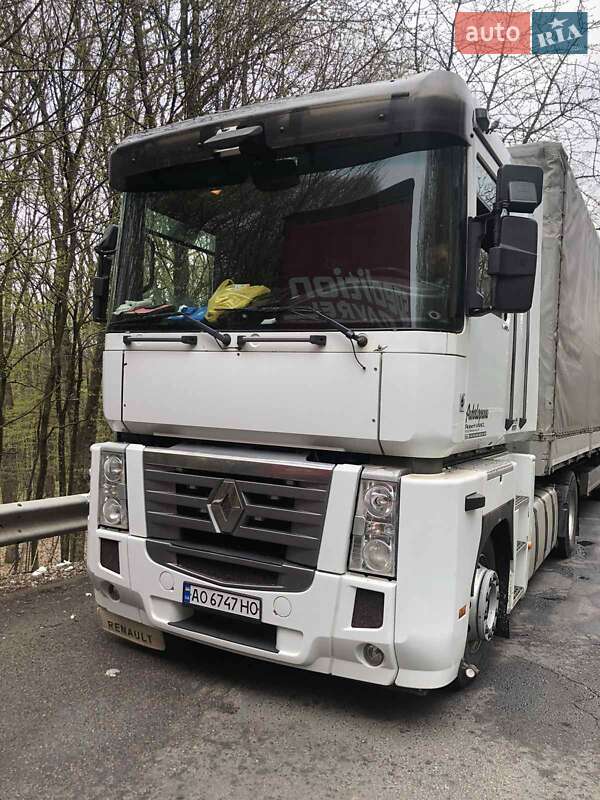 Тягач Renault Magnum 2008 в Иршаве