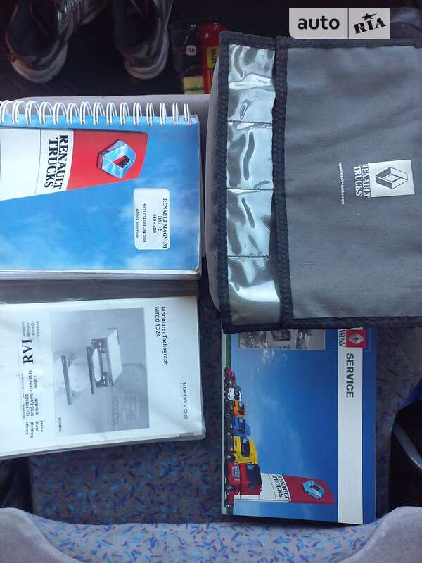 Тягач Renault Magnum 2005 в Харкові