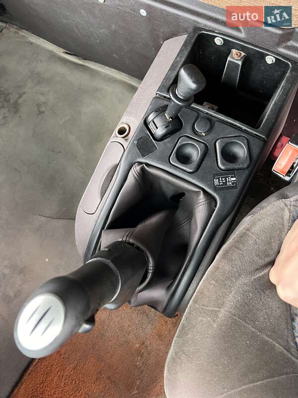 Тягач Renault Magnum 2004 в Луцьку