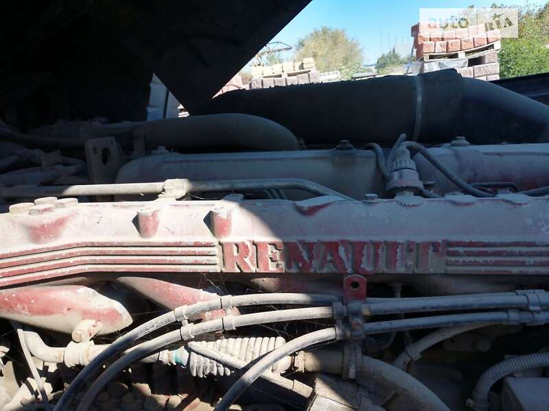 Тентованый Renault Magnum 1997 в Ровно