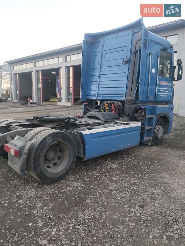 Тягач Renault Magnum 2007 в Черновцах