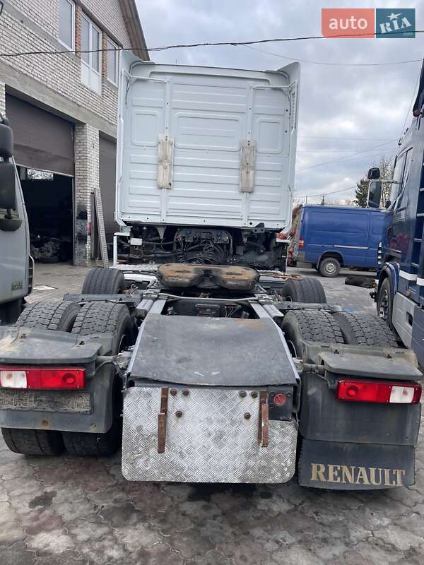 Тягач Renault Magnum 2011 в Луцке