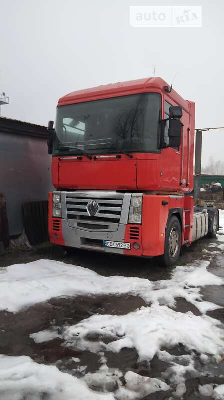 Тягач Renault Magnum 2008 в Чернігові