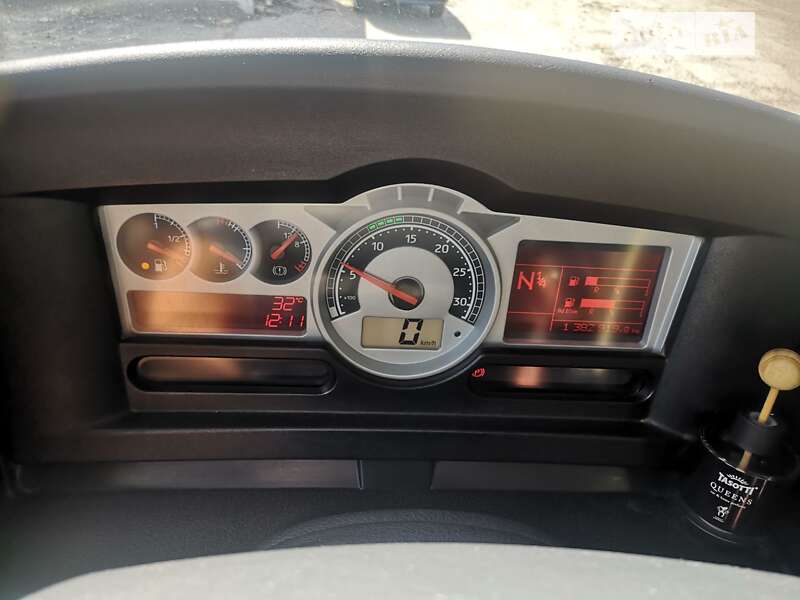 Тягач Renault Magnum 2007 в Киеве фото 32 Тягач Renault Magnum 2007 в Киеве