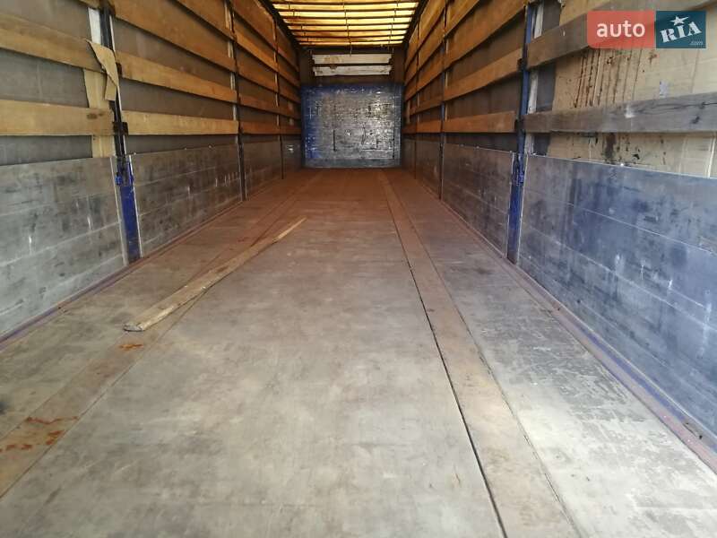 Тягач Renault Magnum 2003 в Чернигове